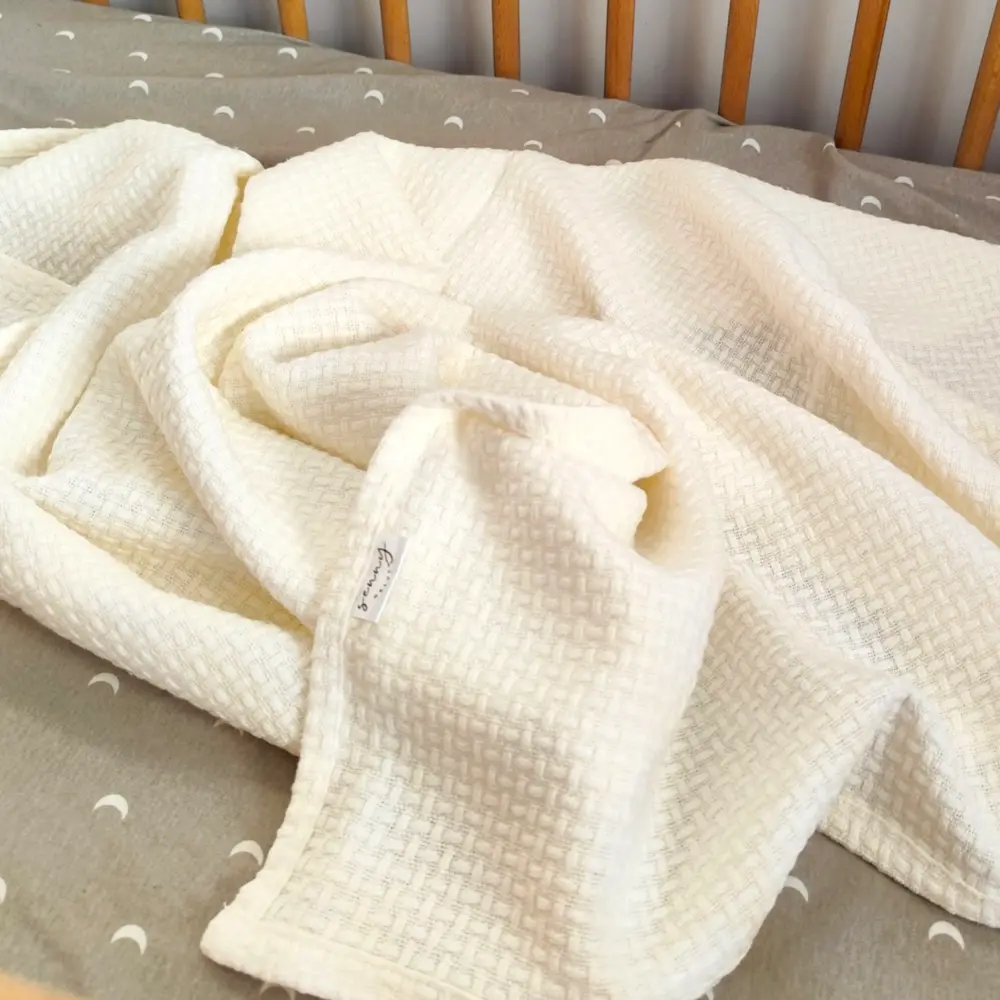 Kocyk bawełniany dla niemowląt 75x100 ŚMIETANKOWY